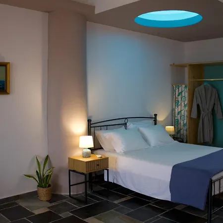 דירה Seascape With Private Balcony In פליראקי